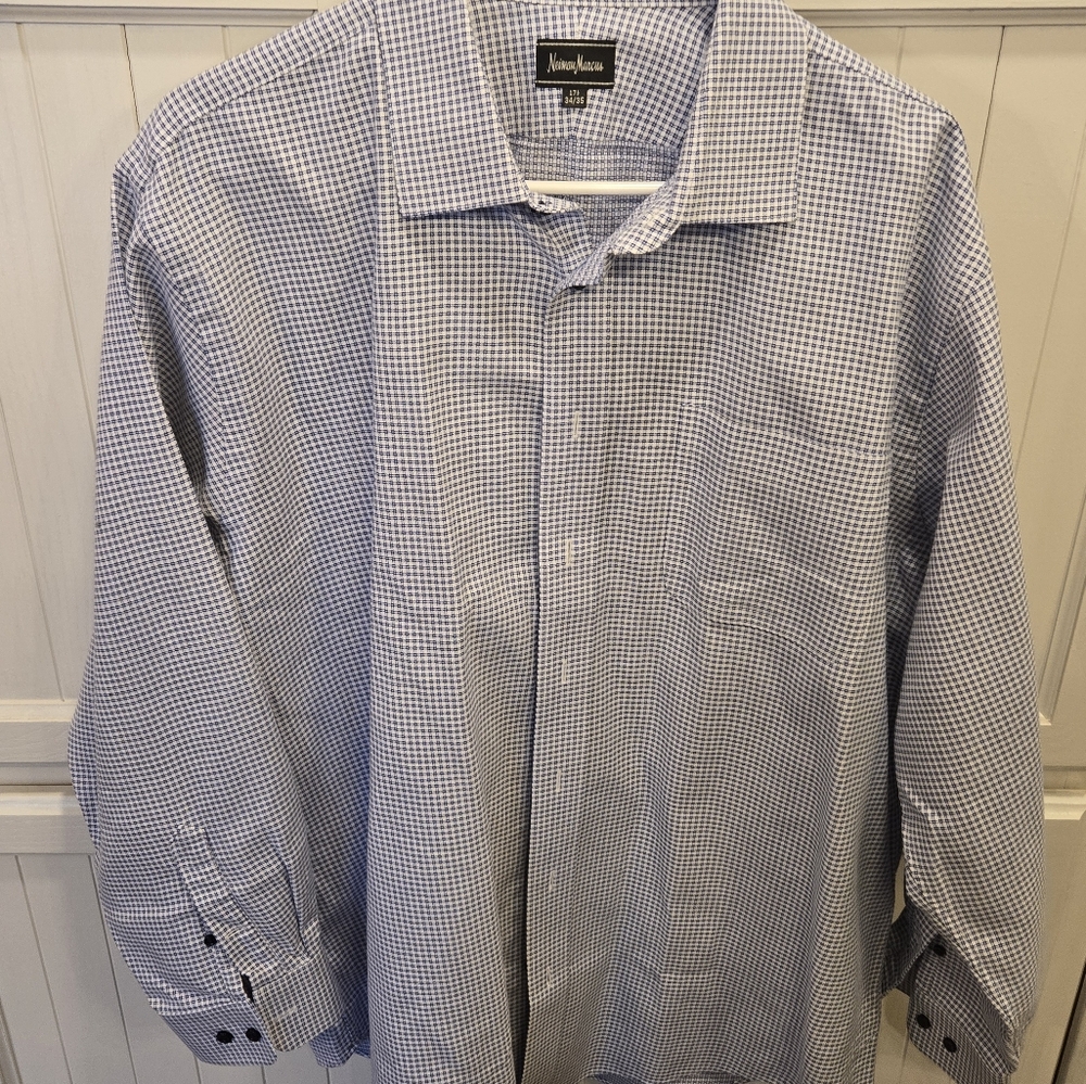 Neiman Marcus, Mens dress shirt